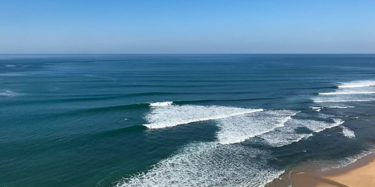Ribeira d'ilhas surf break