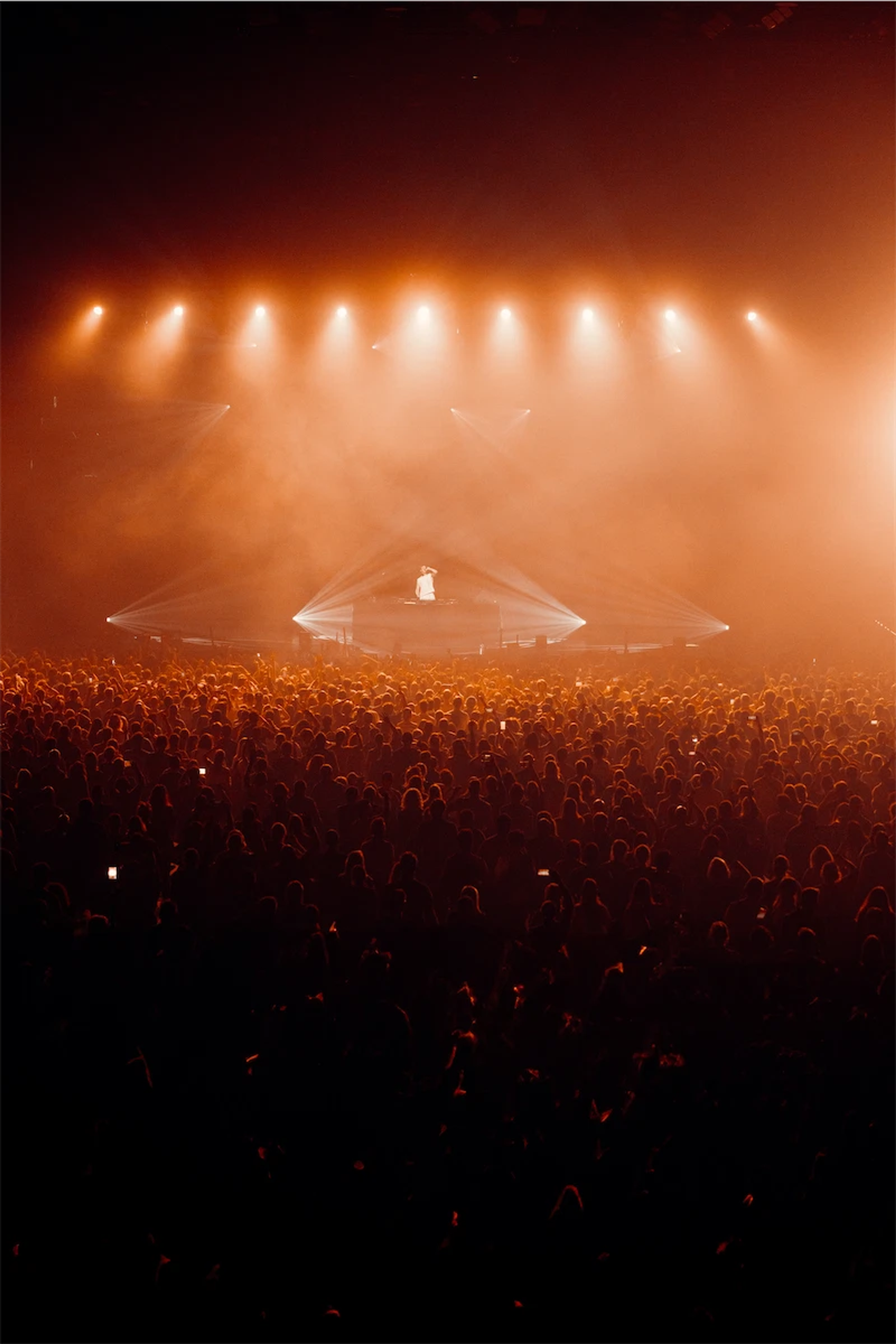 Henri pfr world tour photo concert