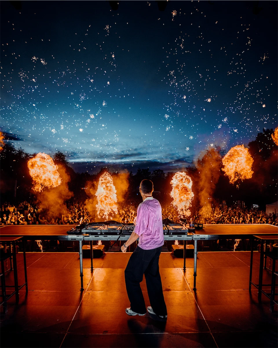 Lost Frequencies world tour photo concert