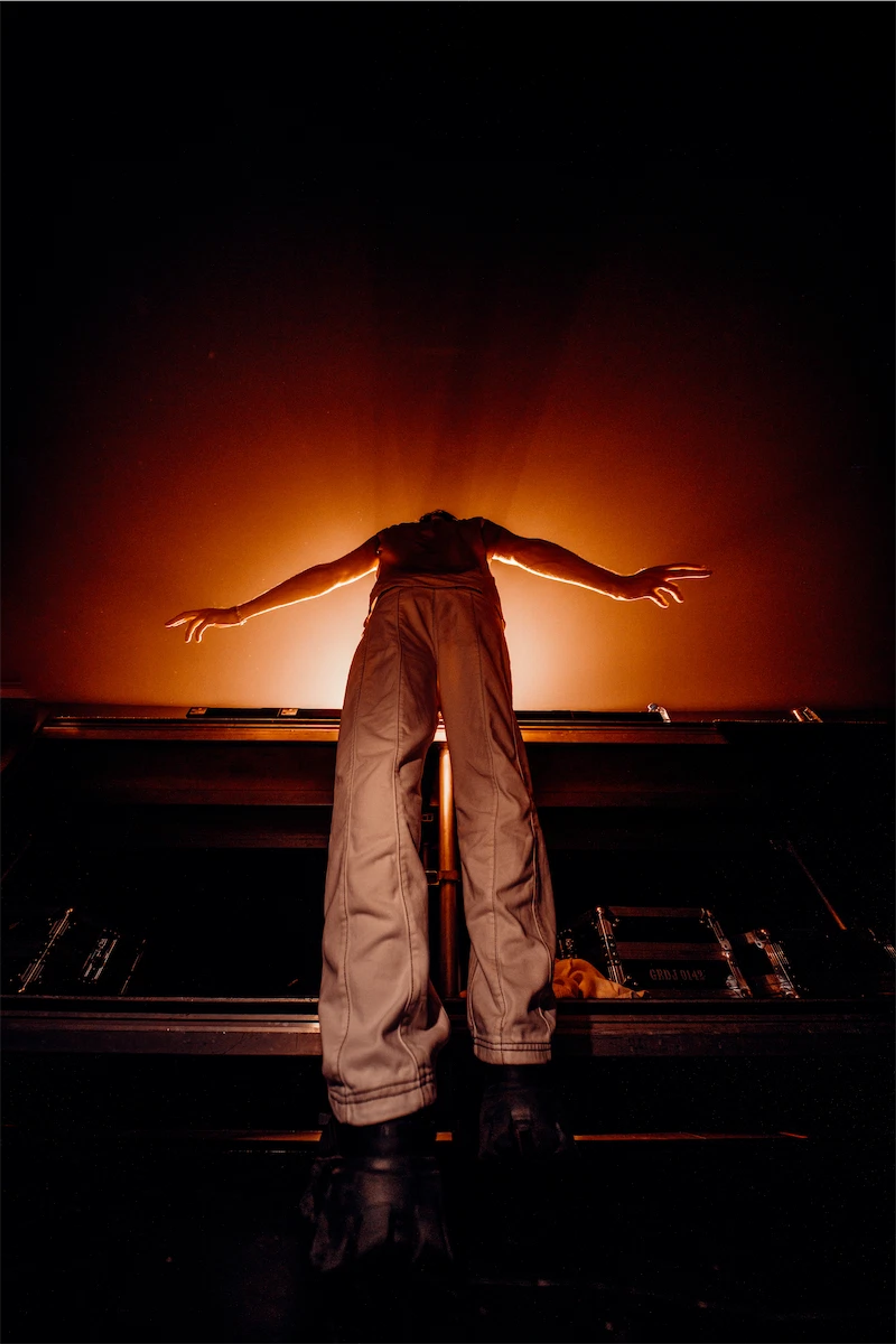 Henri pfr world tour photo concert