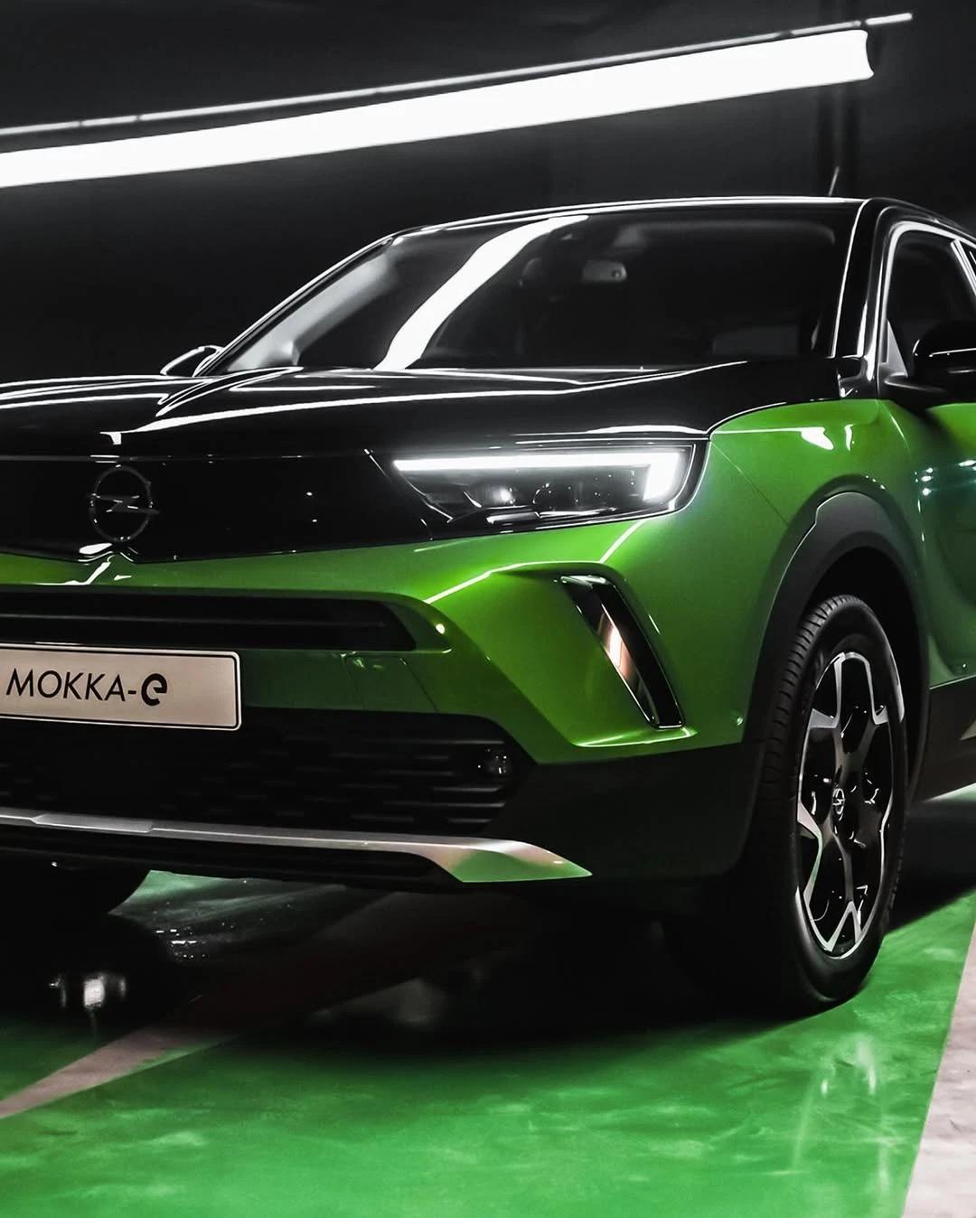 Opel moka E x Arno Partissimo