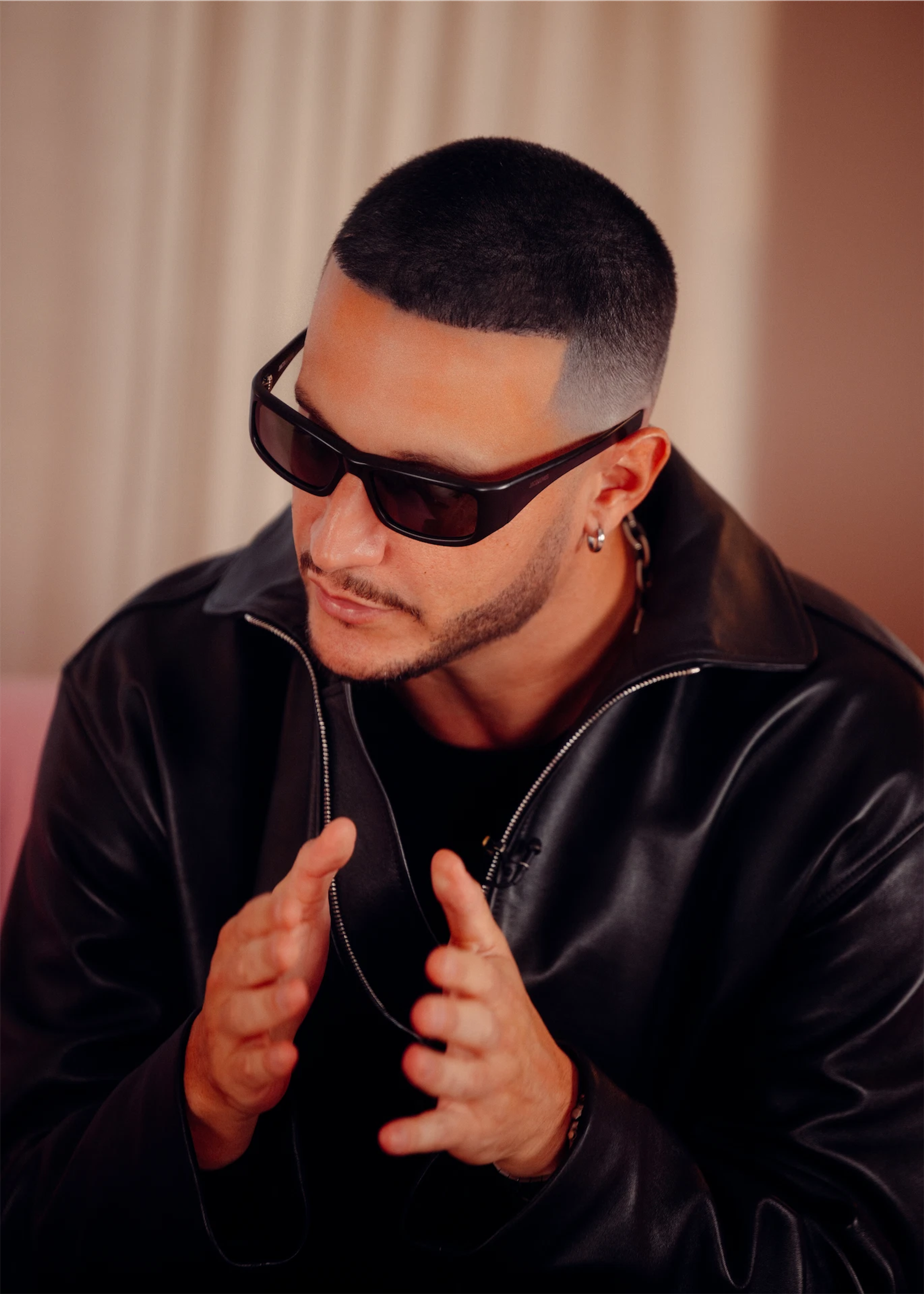 Couch by Lena Situation bts