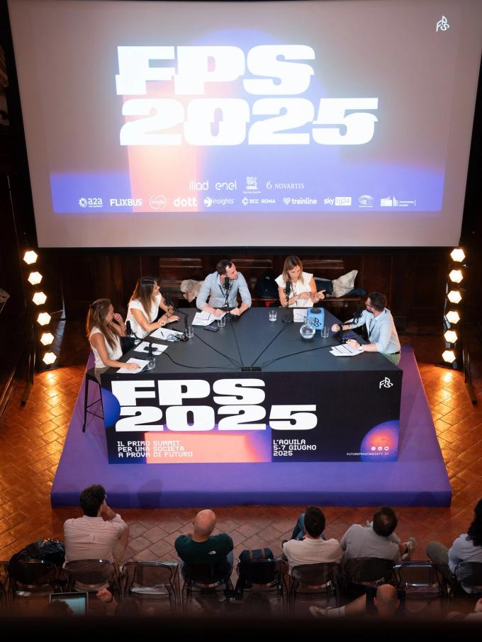 Post: il palco del summit FPS 2025