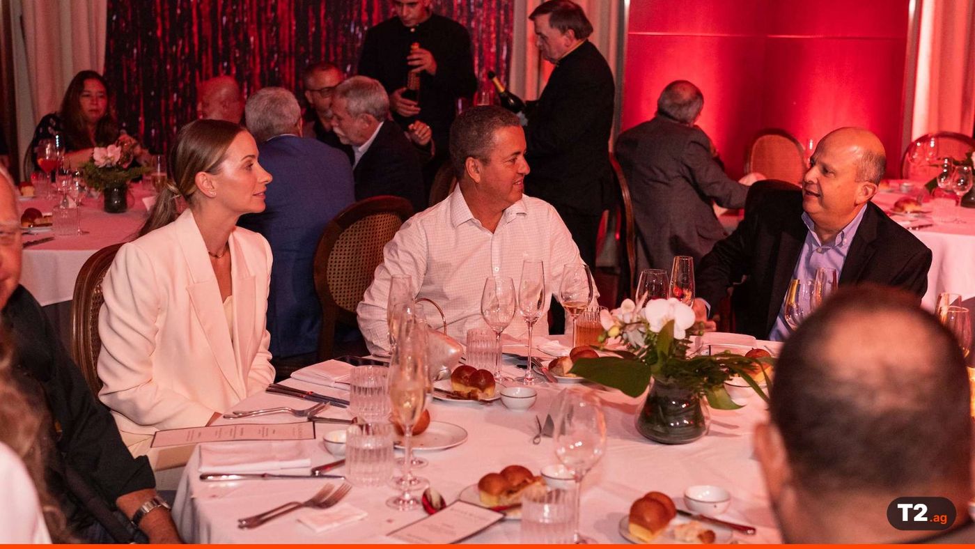 Convidados no Matarazzo Ballroom