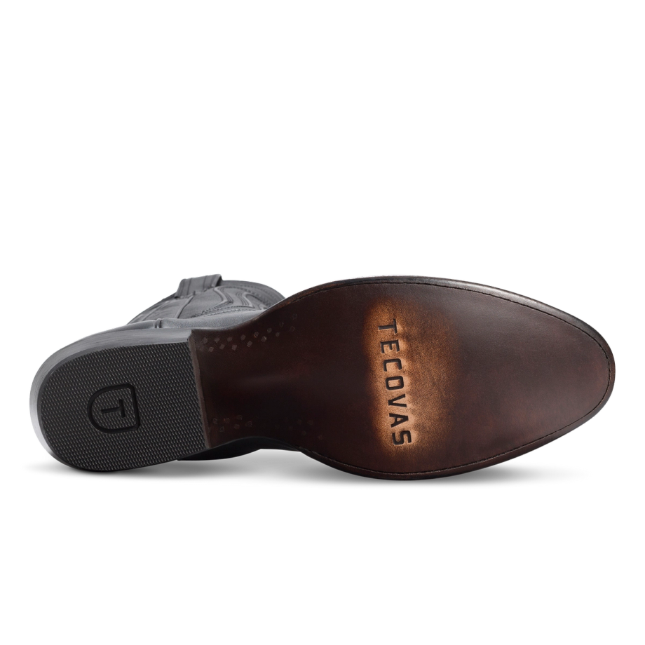 Sole view of The Cartwright - Midnight on plain background