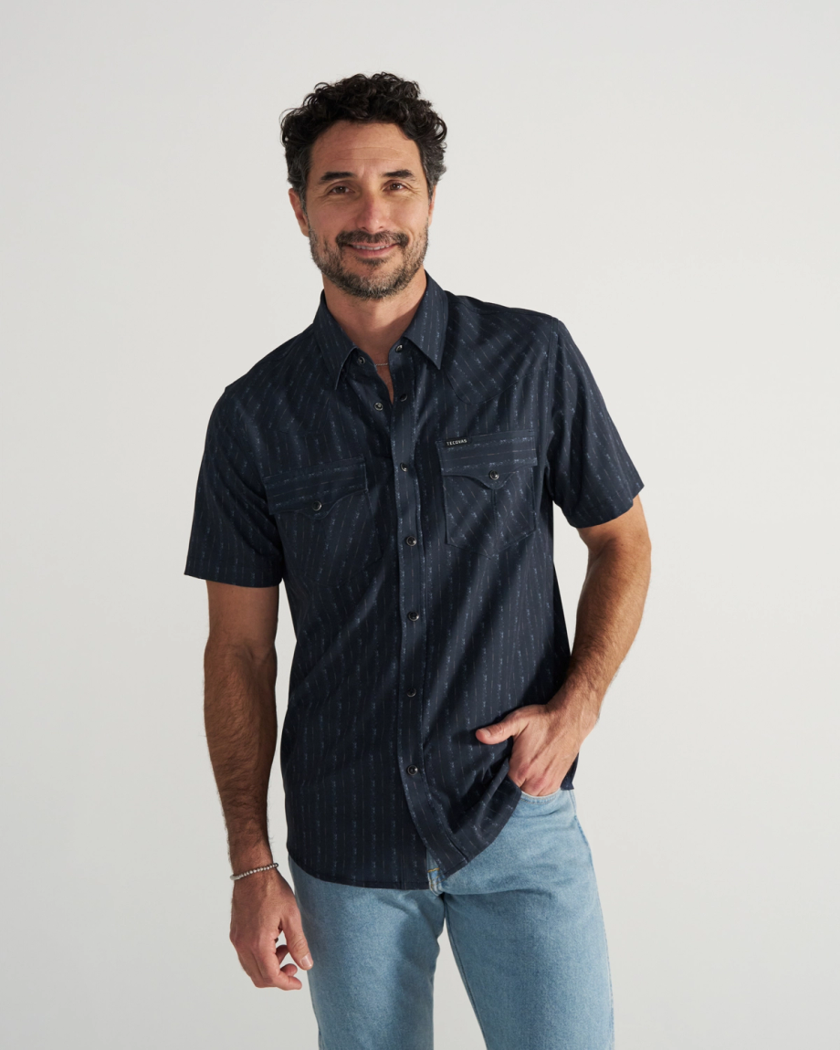 Closeup detail view of Men's Performance Western Short Sleeve Pearl Snap - Dark Navy/Multi