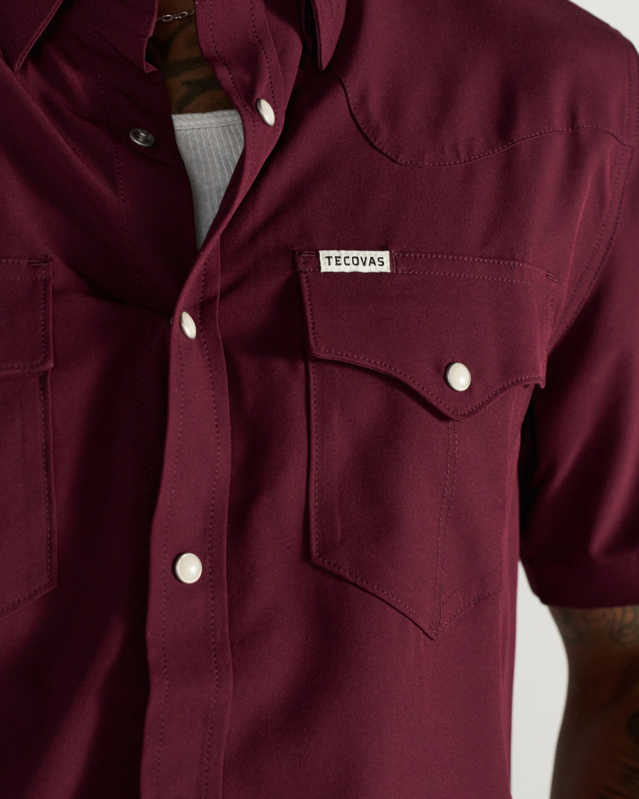Closeup detail view of Men's Performance Western Short Sleeve Pearl Snap - Maroon