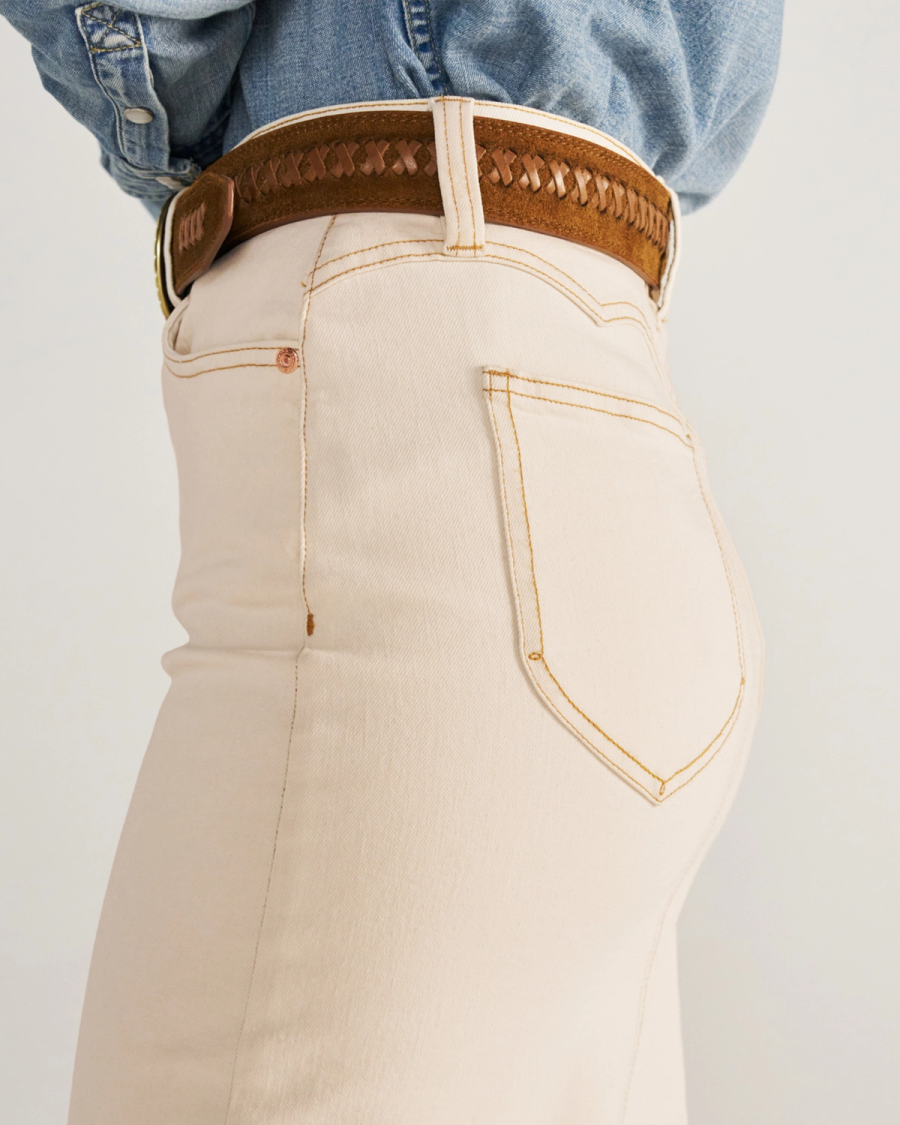 5611 Women\'s Leather Bold Fashion Statement Belts, Suede Center Bar-brown Women main image 2
