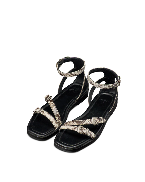 Quarterfront view of The Blakely - Black/Bone on plain background