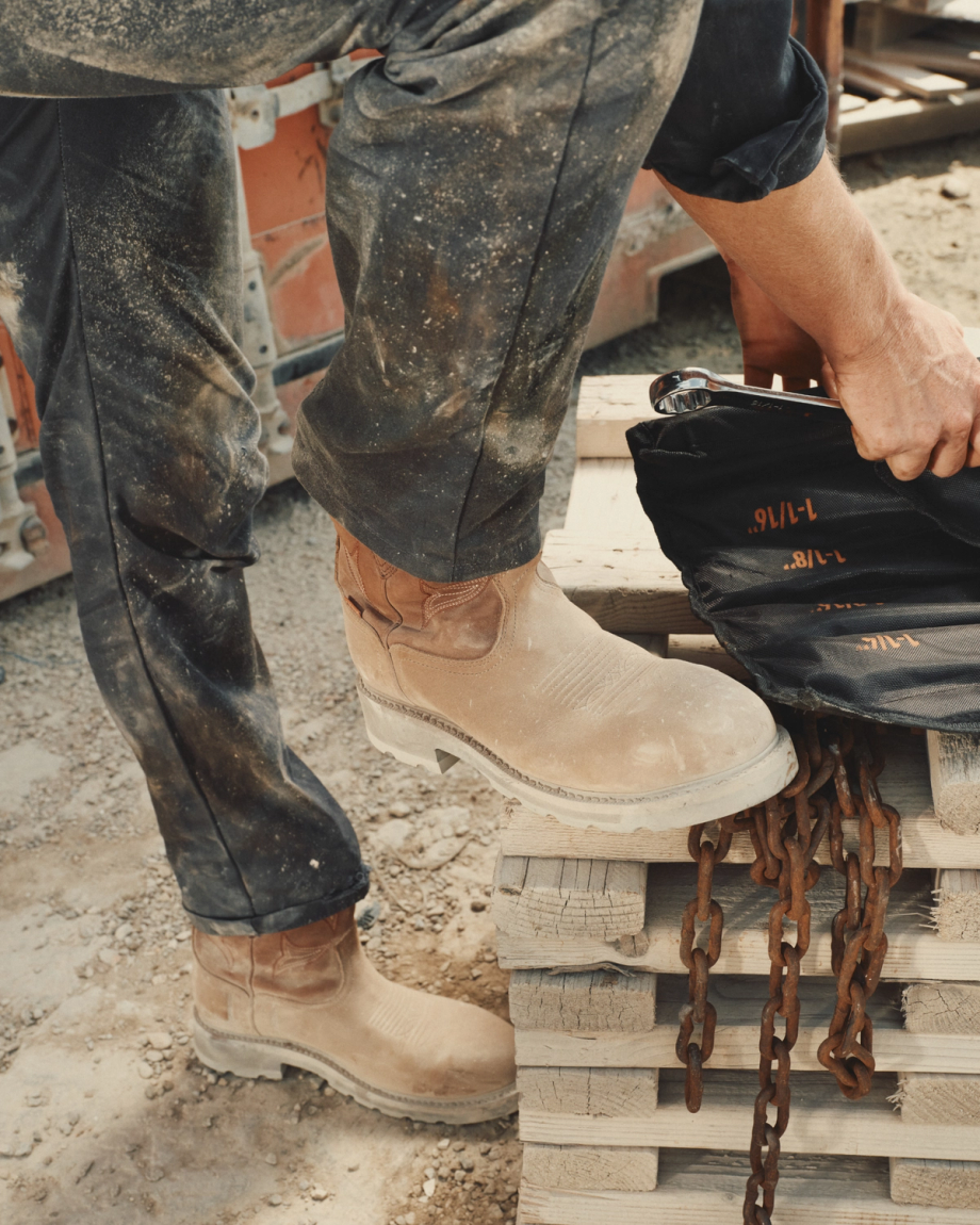 Toe view of The LH WP Round Comp Toe Work Boot - Tan / Cafe Cowhide on plain background