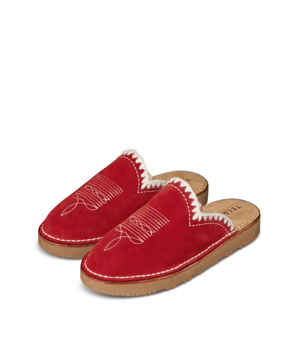 Quarterfront view of The Olivia - Cherry on plain background