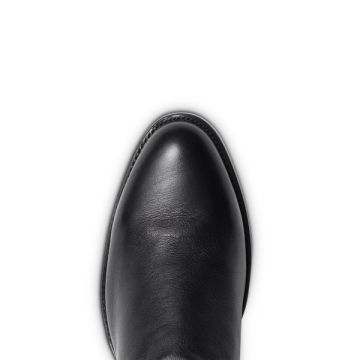 Toe view of The Earl - Midnight on plain background