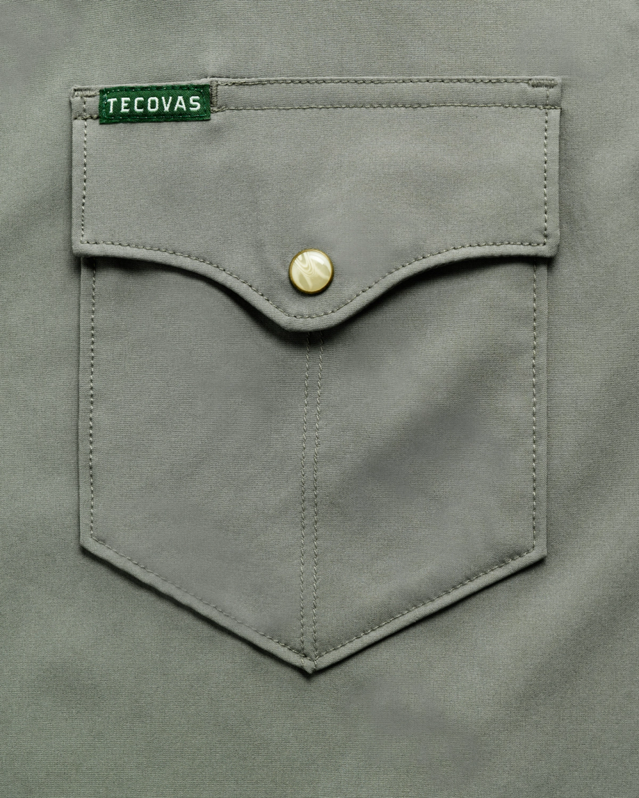 Closeup detail view of Men's Performance Western Pearl Snap SS - Cactus