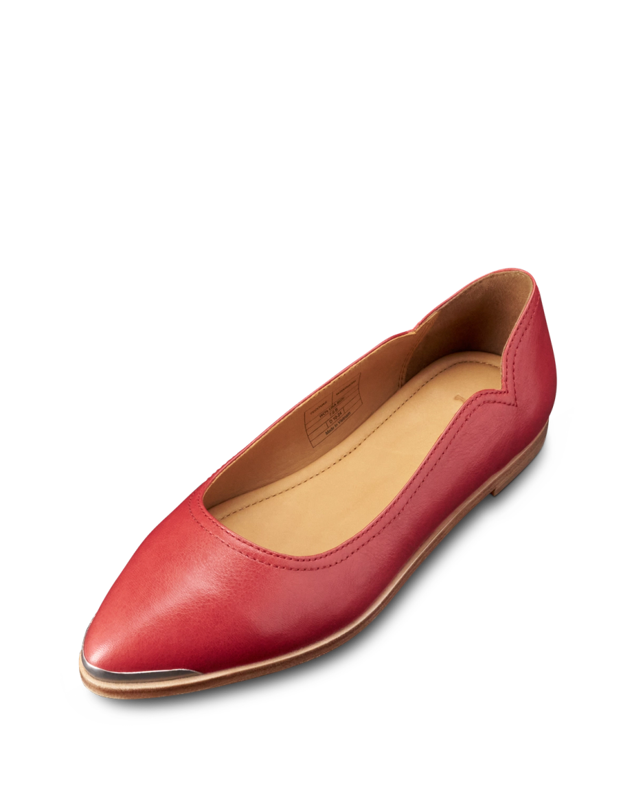 Quarterfront view of The Misty - Crimson Cowhide on plain background