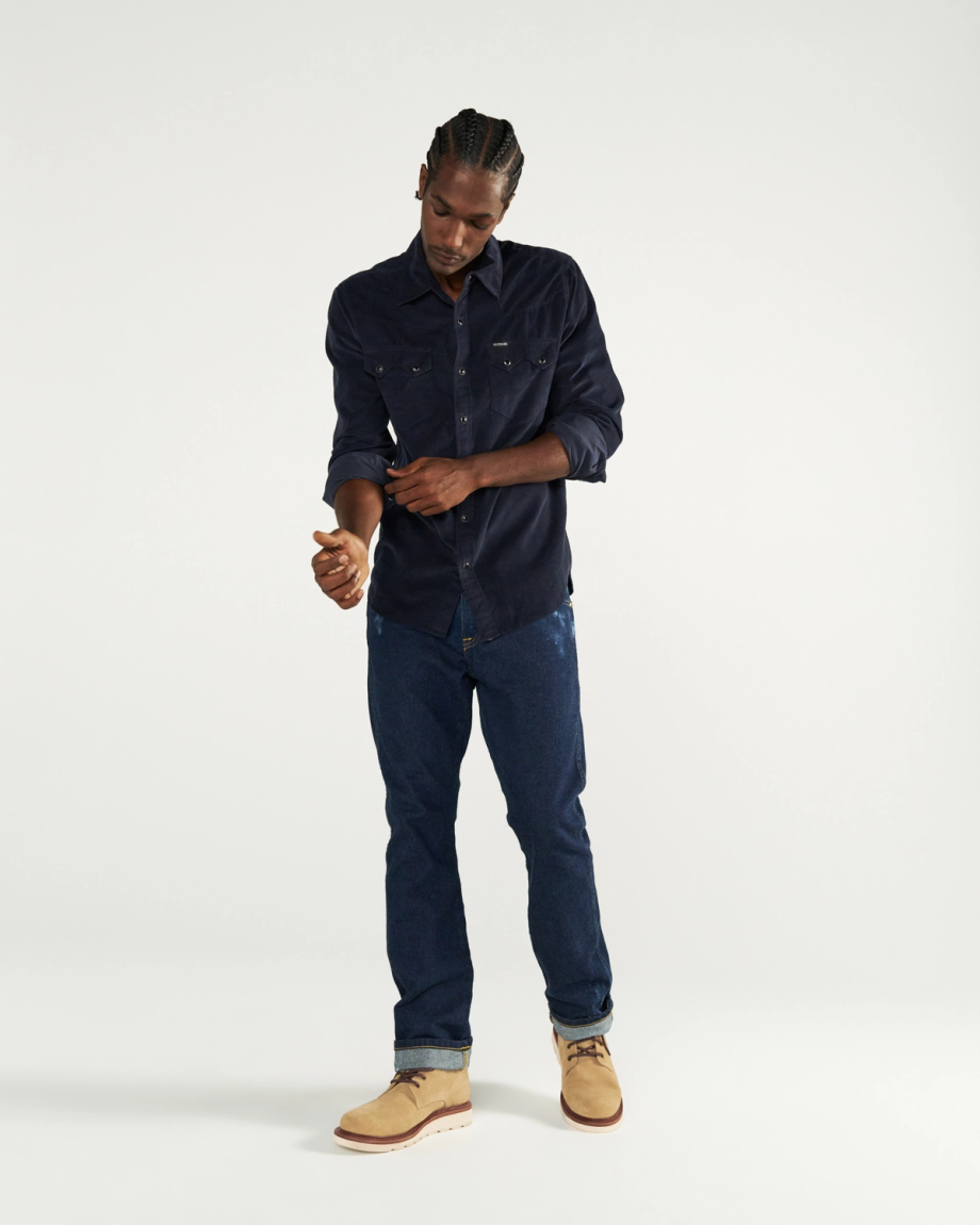 Closeup detail view of Men's Texas Weight Corduroy Pearl Snap - Dark Navy