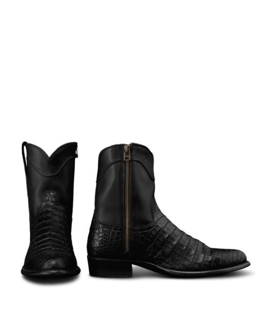 Pair view of The Dean - Carbon Caiman on plain background