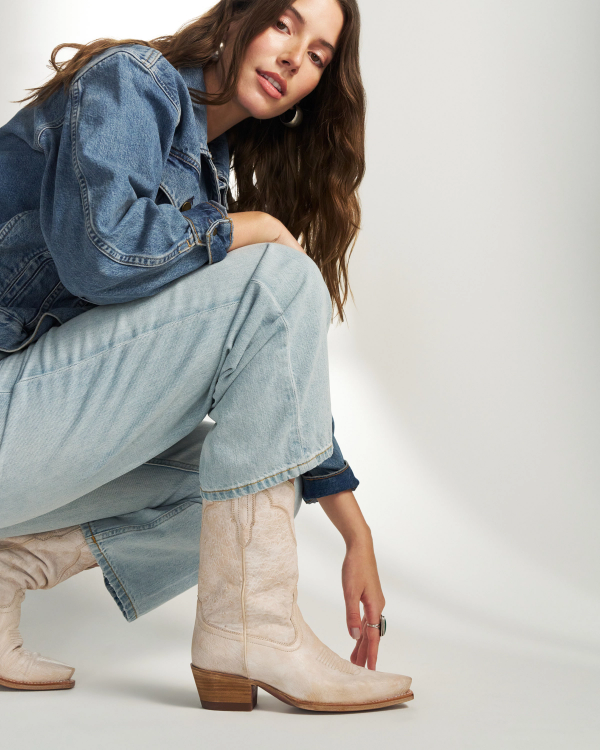 Full view of The Sadie - Pearl Smooth Ostrich on model