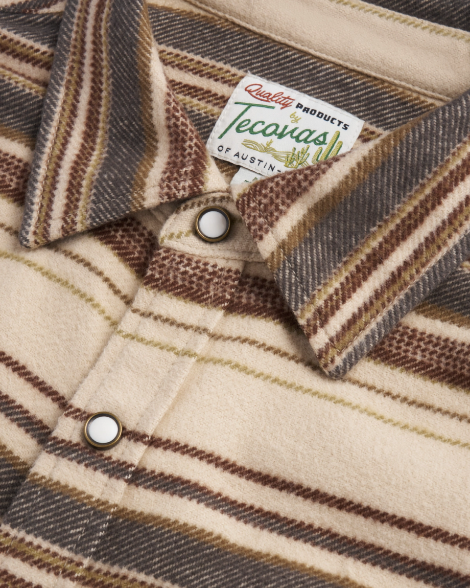 Closeup detail view of Men's Blanket CPO Shacket - Khaki / Multi