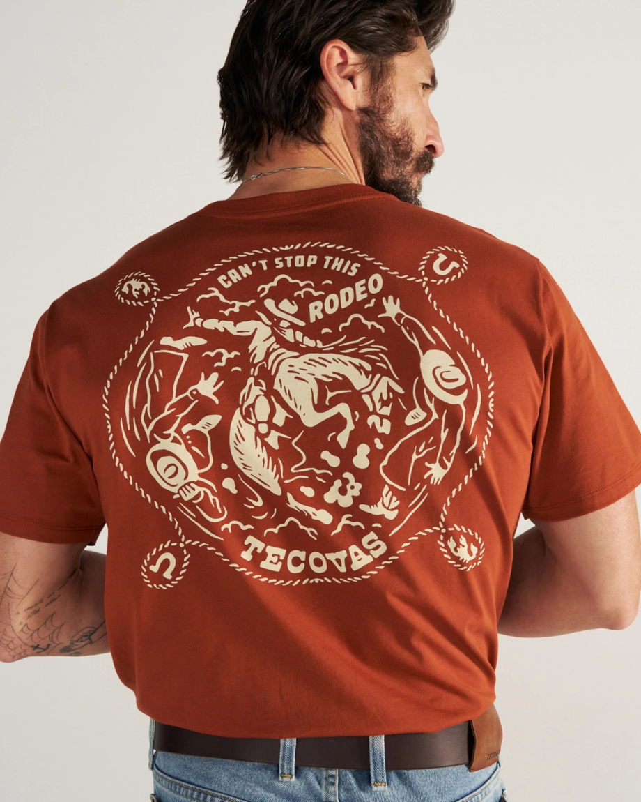 Closeup detail view of Men's Can't Stop Pocket T-Shirt - Orange Rust/Bone