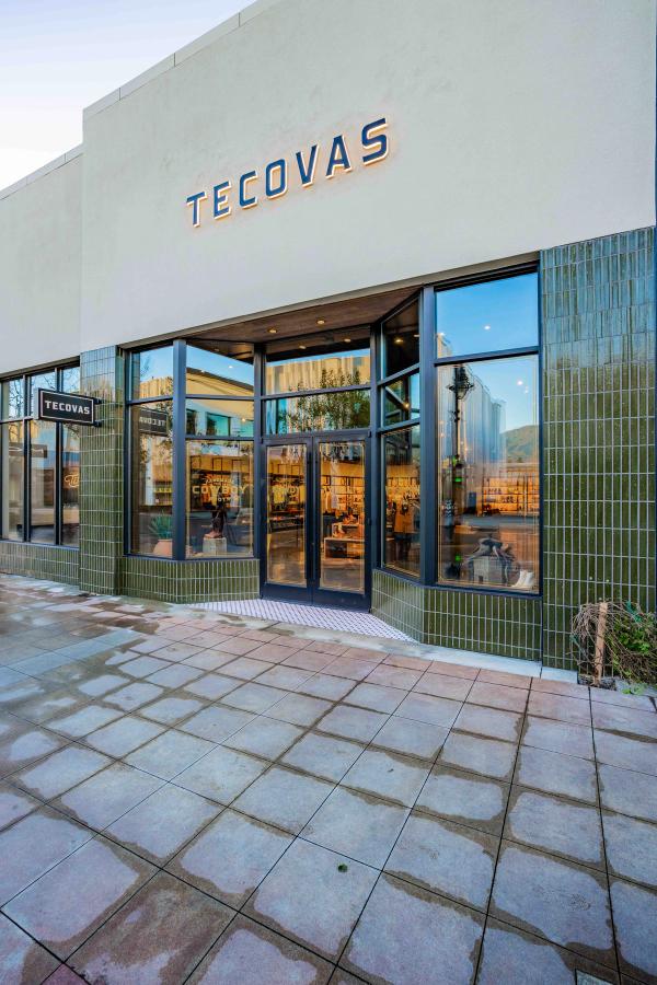 Image of Tecovas Victoria Gardens store.