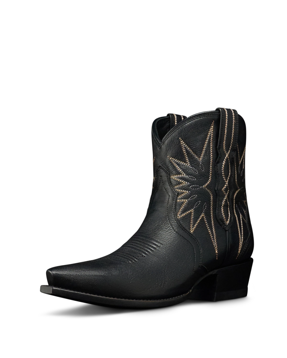 Quarterfront view of The Lynn - Midnight Goat on plain background