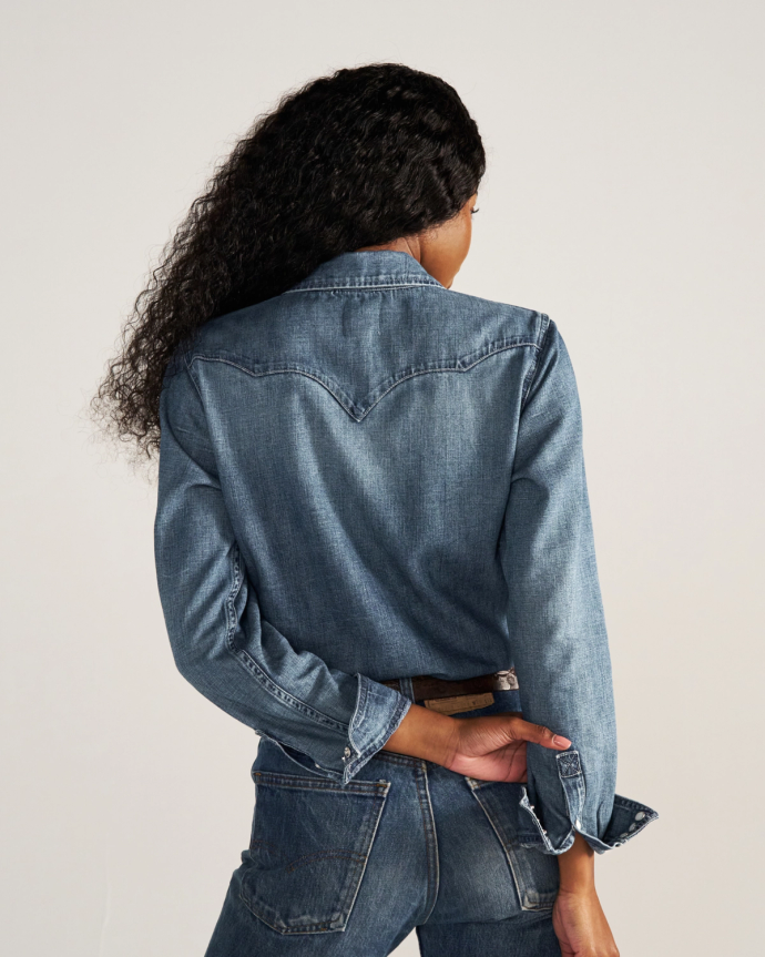 Closeup detail view of Women's Denim Pearl Snap (III) - Medium Wash