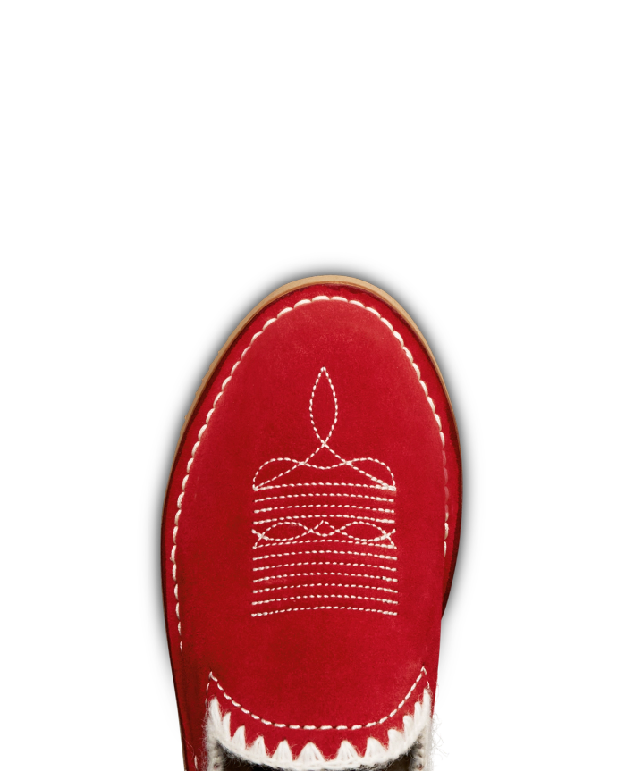 Toe view of The Olivia - Cherry on plain background