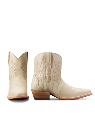 Pair view of The Lynn - Cream on plain background