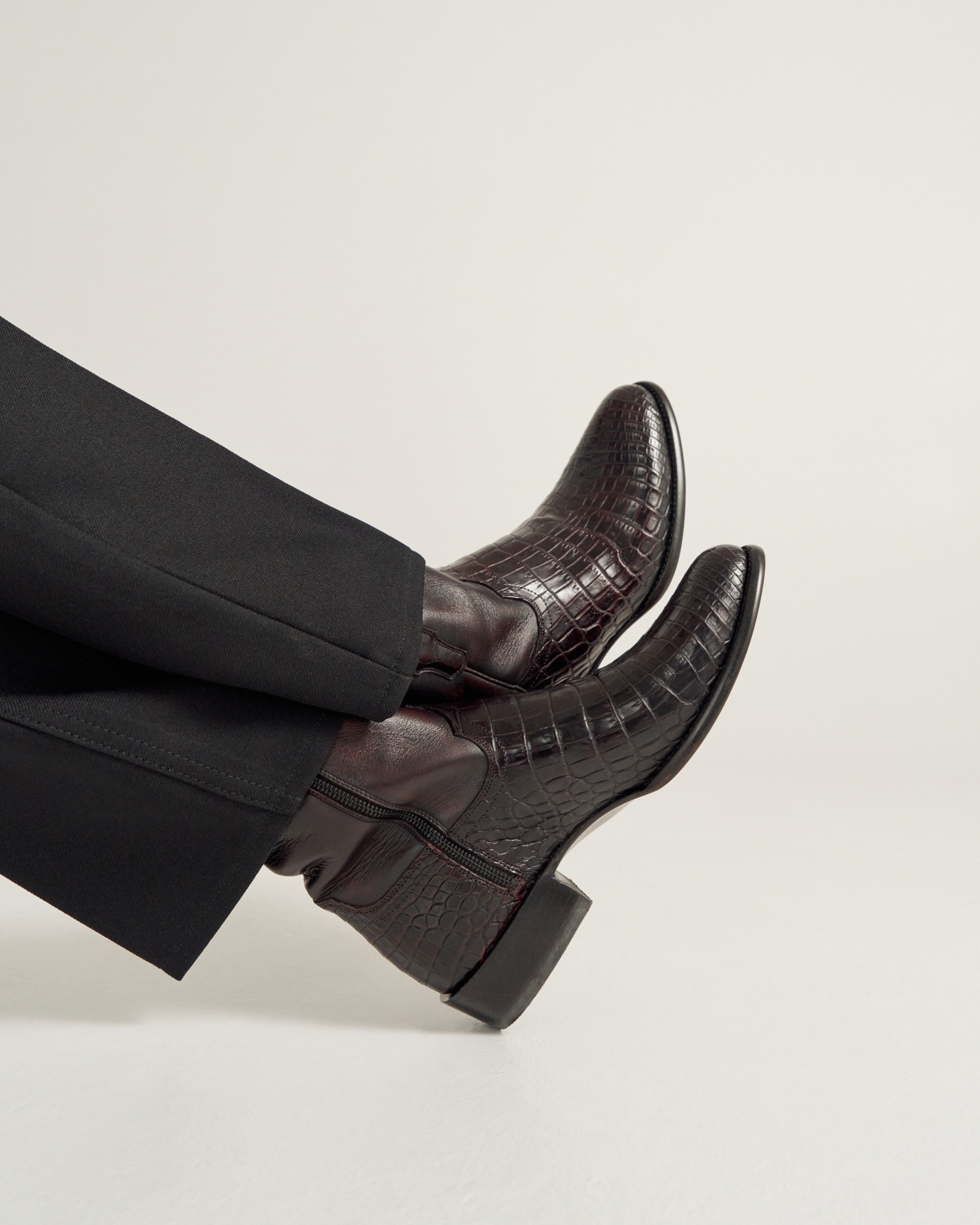  Man wearing The Dean Black Cherry Zip boots