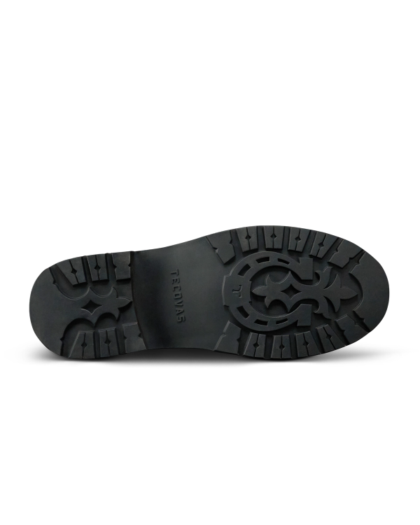 Sole view of The Rugged Chelsea - Midnight Cowhide on plain background