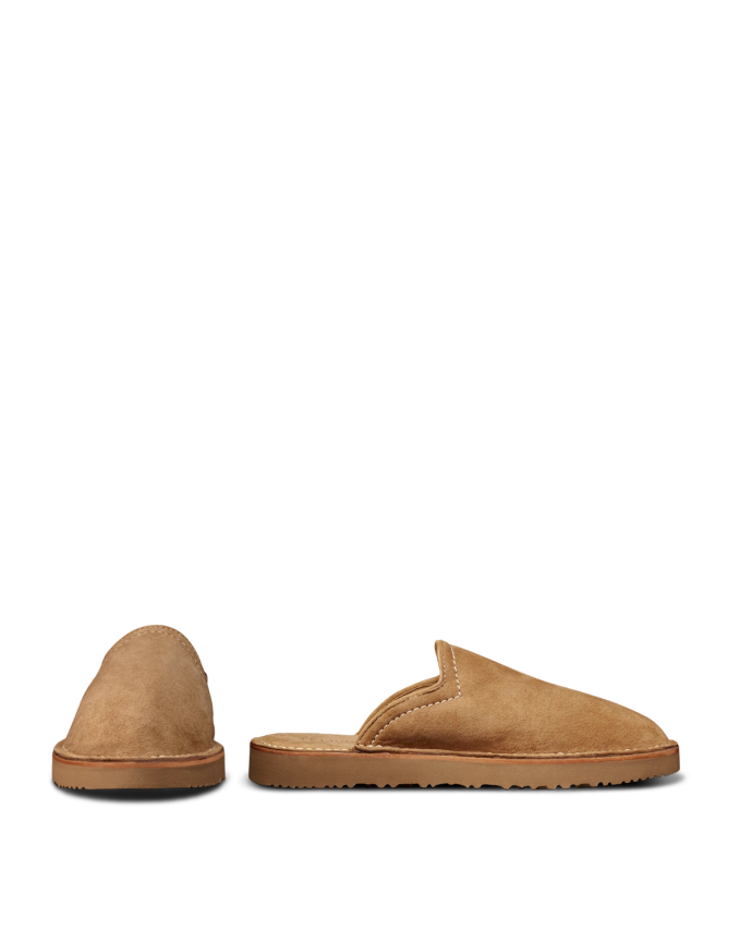 Pair view of The Oliver - Cognac on plain background
