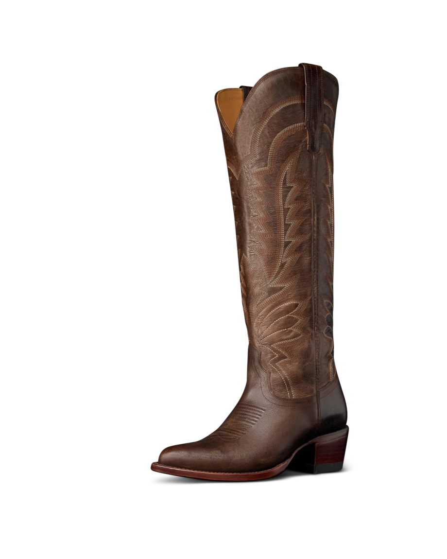 Quarterfront view of The Abby - Mocha Goat on plain background