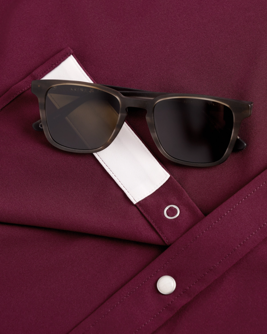 Closeup detail view of Men's Performance Western Short Sleeve Pearl Snap - Maroon