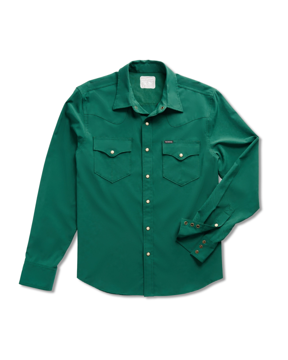 Closeup detail view of Men's Performance Western Pearl Snap LS - Classic Fit - Hunter Green