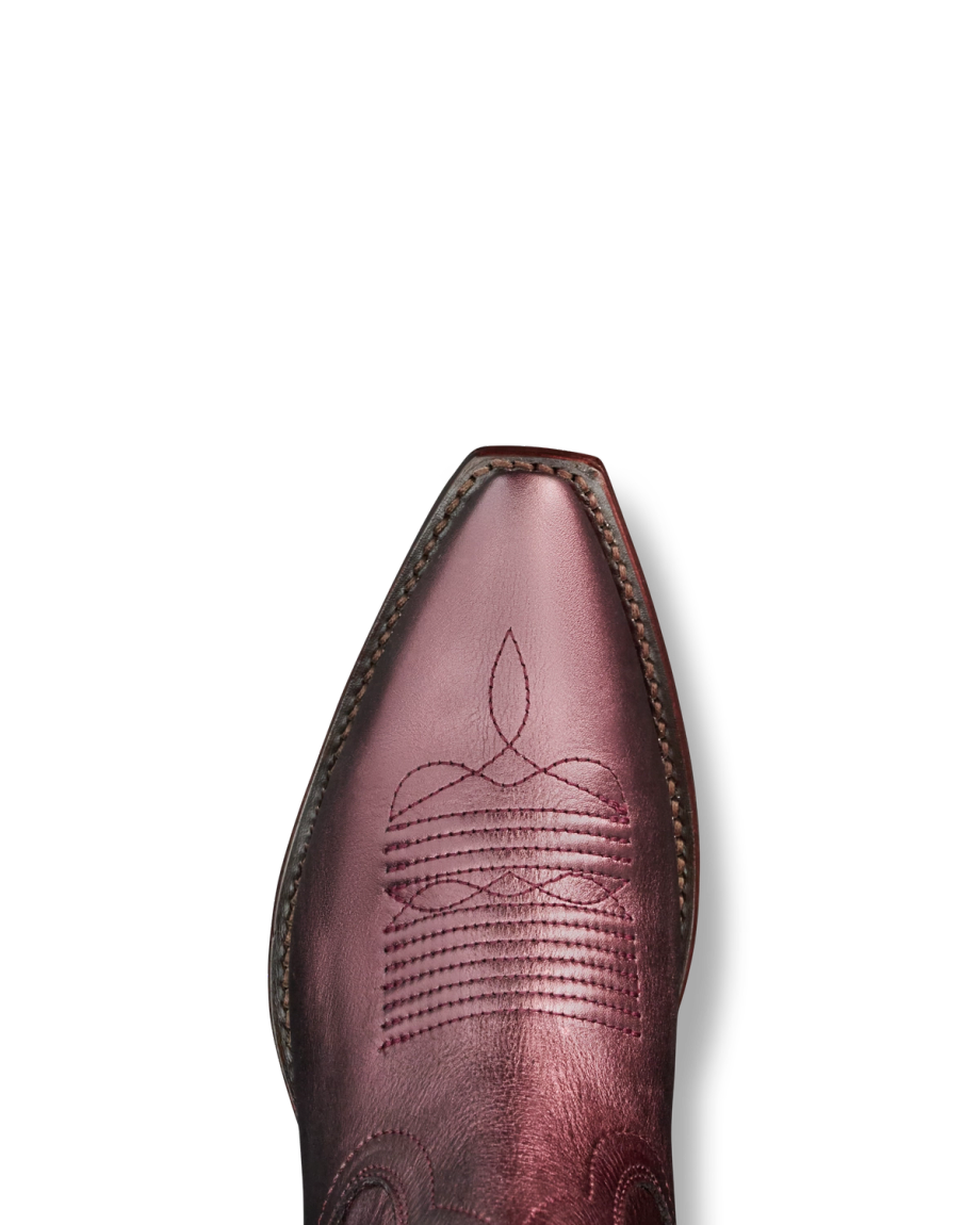 Toe view of The Annie - Berry Cowhide on plain background