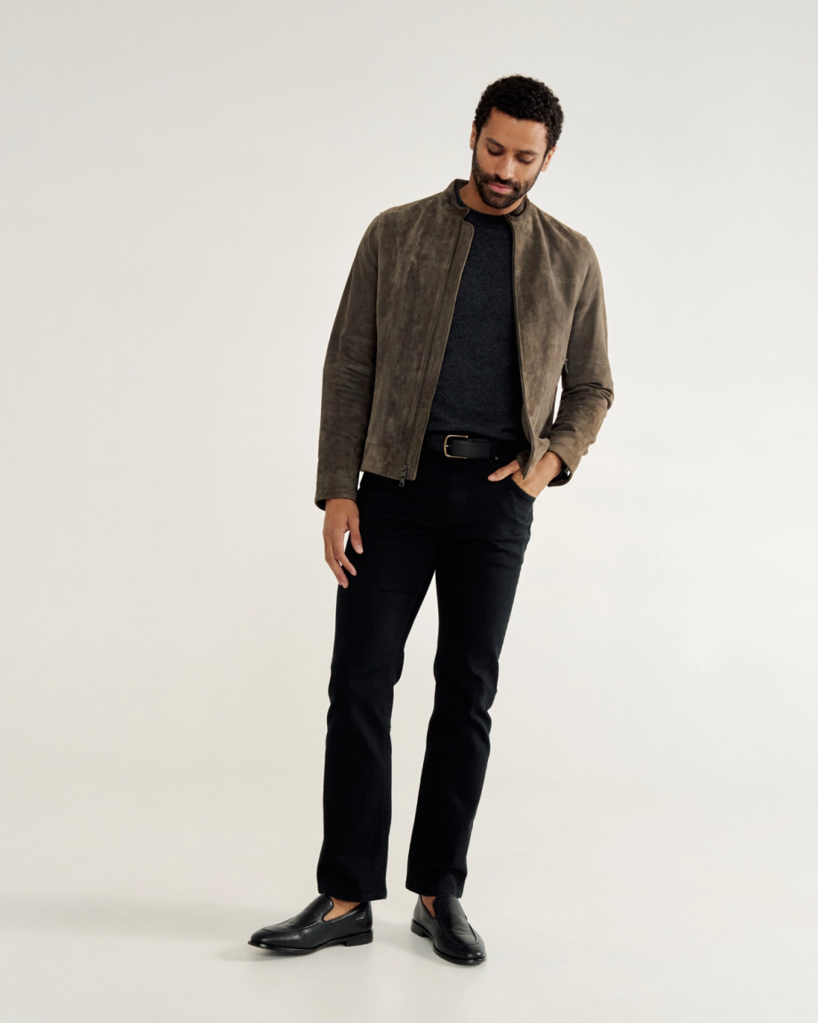 Full view of The Bennett - Midnight on model