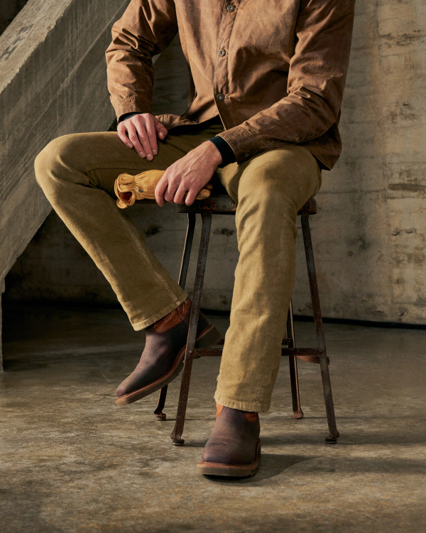 Toe view of LongHaul Waterproof Square Soft Toe Work Boot with Temp Control - Dark Chocolate/Clay Cowhide on plain background