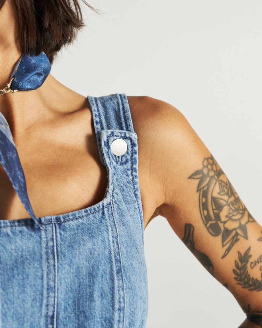 Closeup detail view of Women's Structured Mini Dress - Medium Wash