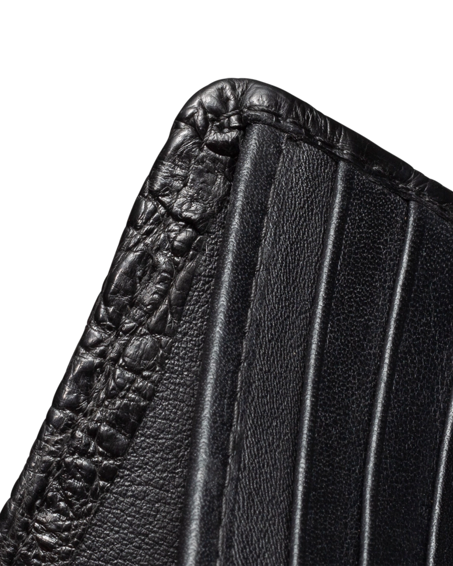 Closeup view of Alligator Billfold - Midnight