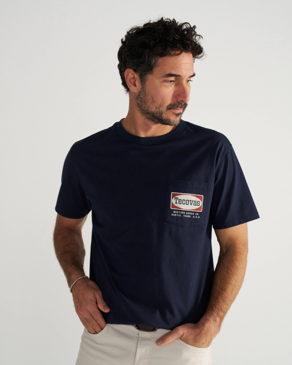 Closeup detail view of Men's Oval Tecovas Pocket T-Shirt - Navy/Red