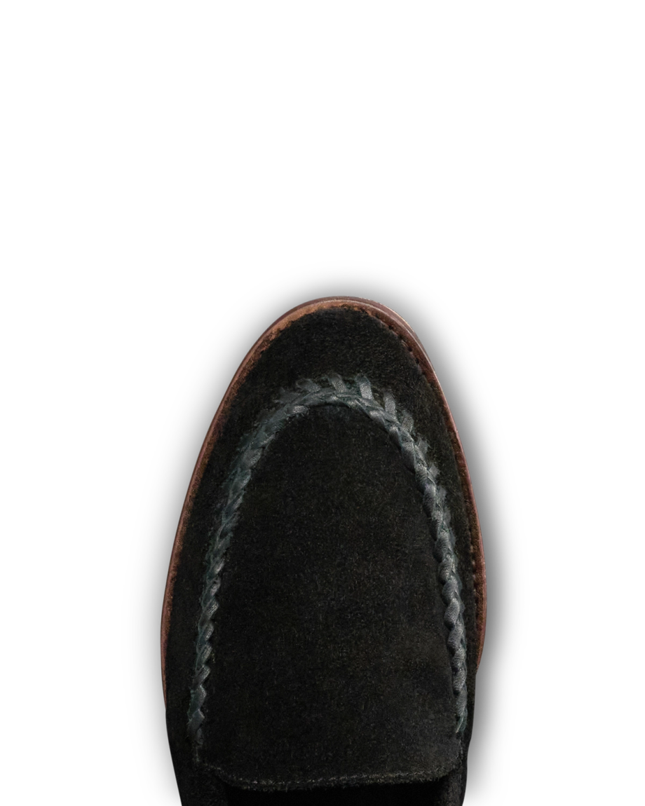 Toe view of The Claire Braid - Midnight on plain background