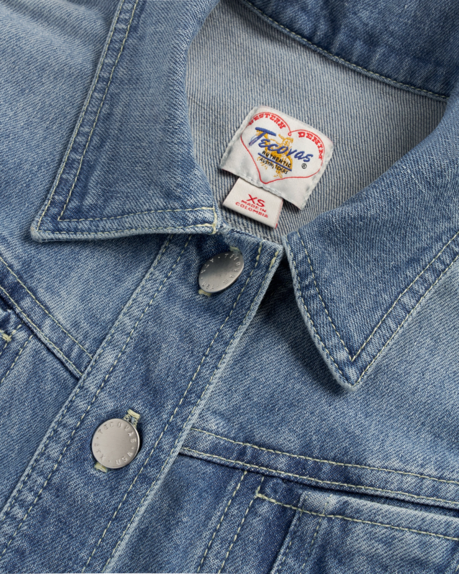 Closeup detail view of Women's Short Sleeve Denim Top - Light Wash