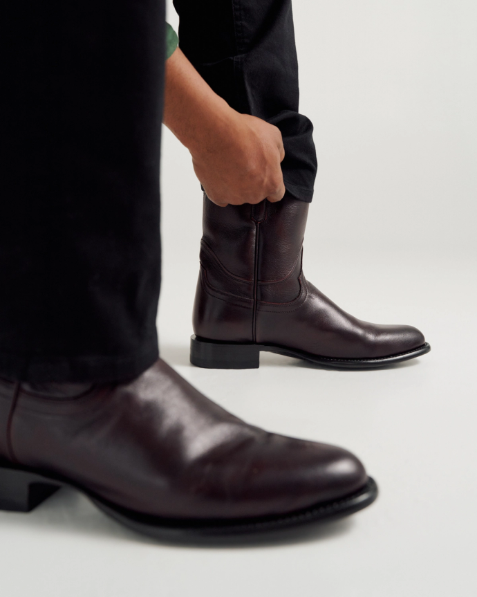 View of The Earl - Black Cherry Cowhide