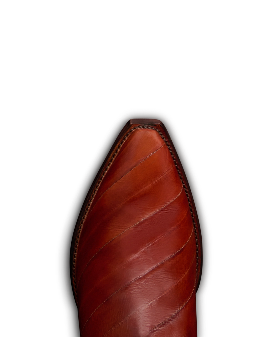 Toe view of The Garrett - Brandy Eel on plain background