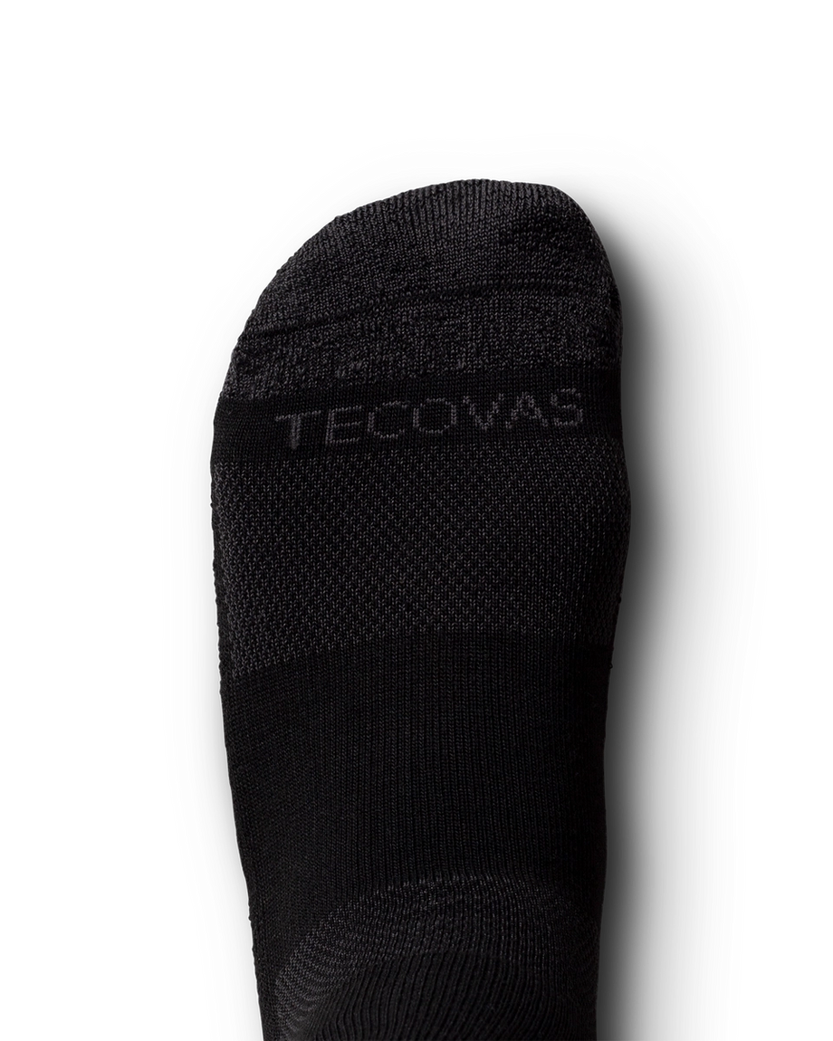 Toe view of Men's Mid-Calf Sock - Midnight on plain background