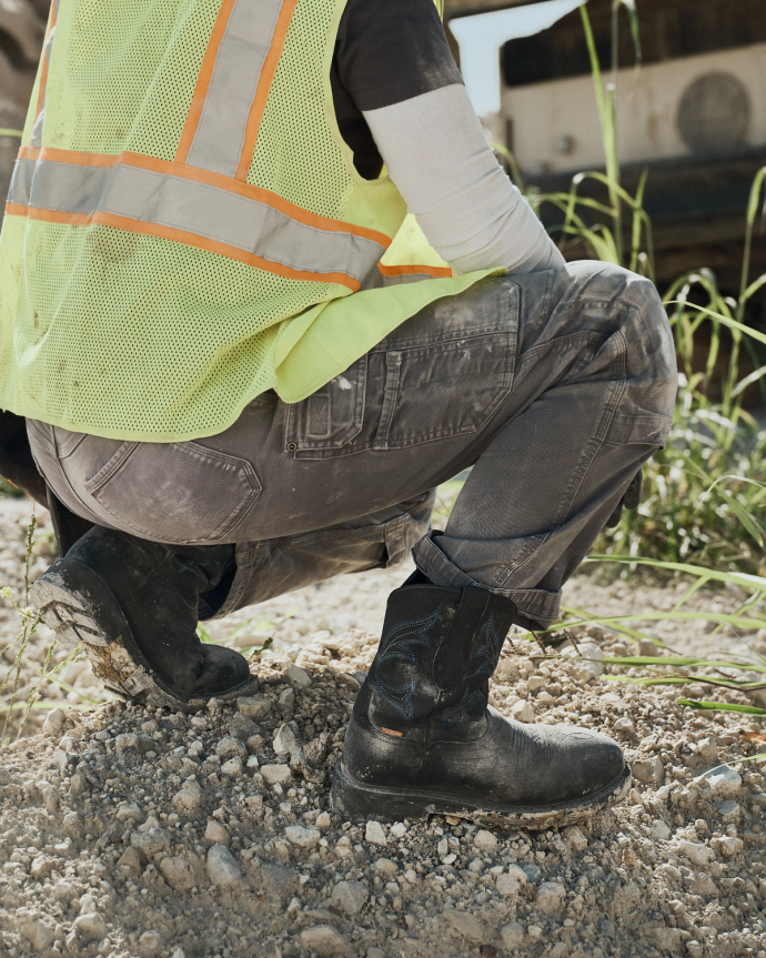 Toe view of The LH WP Round Comp Toe Work Boot - Midnight Cowhide on plain background