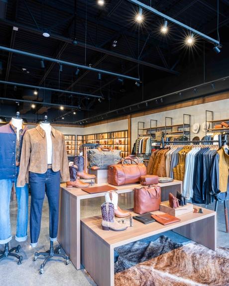 Image of Tecovas Victoria Gardens store.