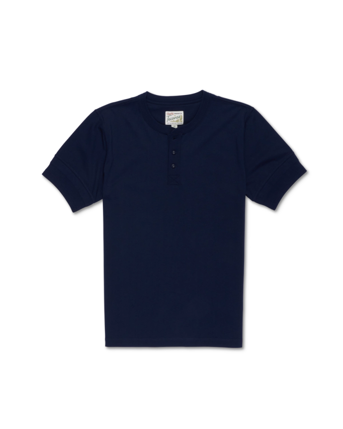 Flatlay of the Men's Standard Issue Henley in Navy