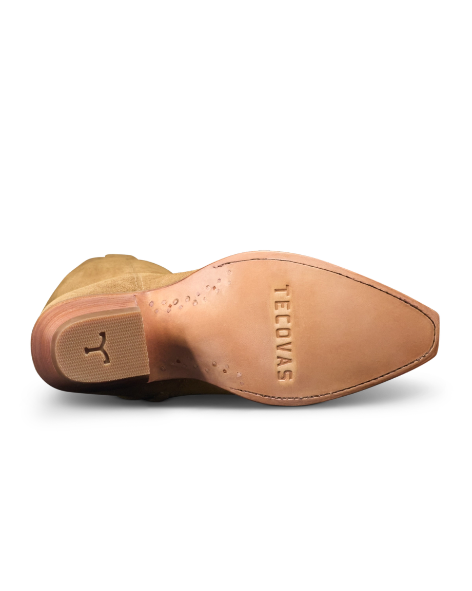 Sole view of The Bailey - Sahara on plain background