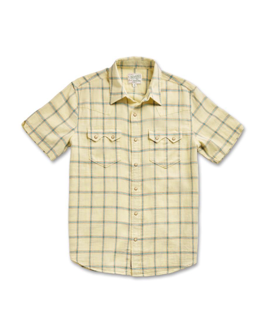 Closeup detail view of Men's Sawtooth Linen Short Sleeve Pearl Snap - Yellow / Teal